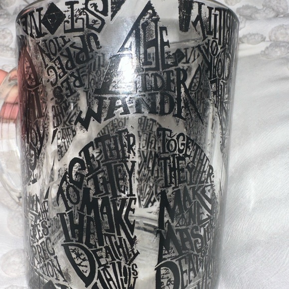 Harry Potter The Deadly Hallows 17.5 Oz Glass Coffee Mug Rare - Picture 2 of 6